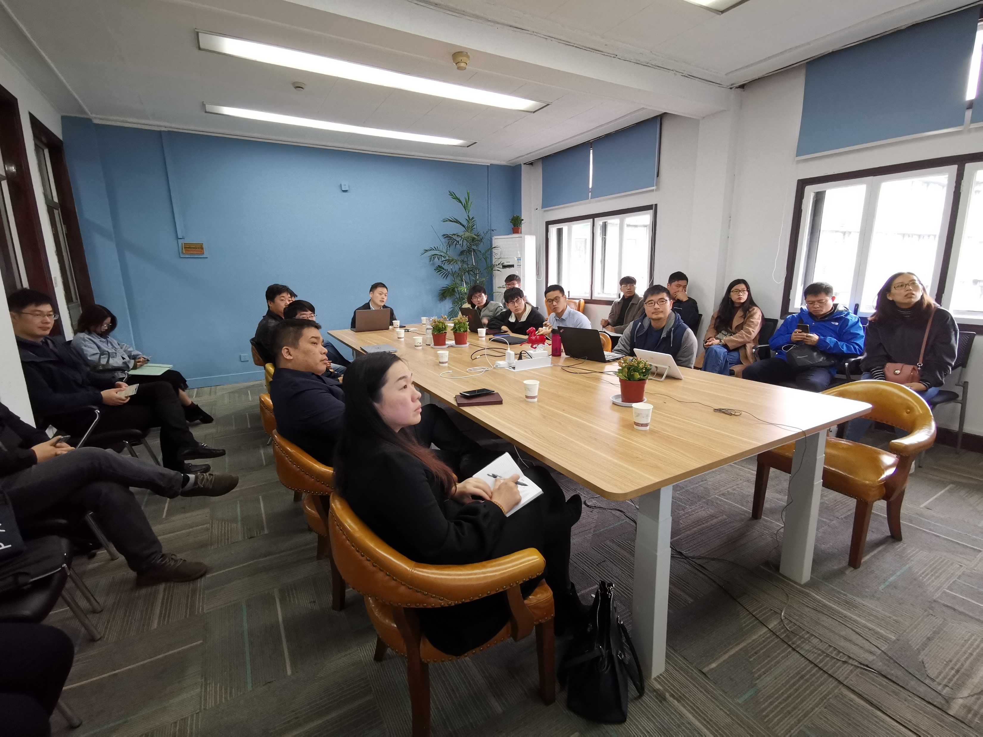 1574923993533055756.jpg 1574923993533055756.jpg