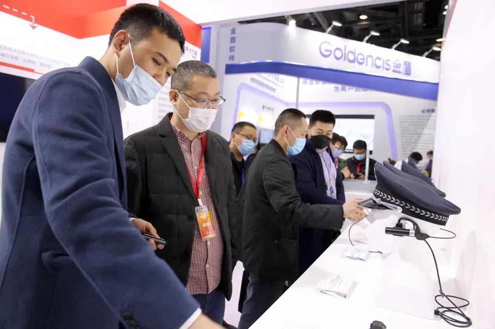 1606098673478029210.jpg 1606098673478029210.jpg